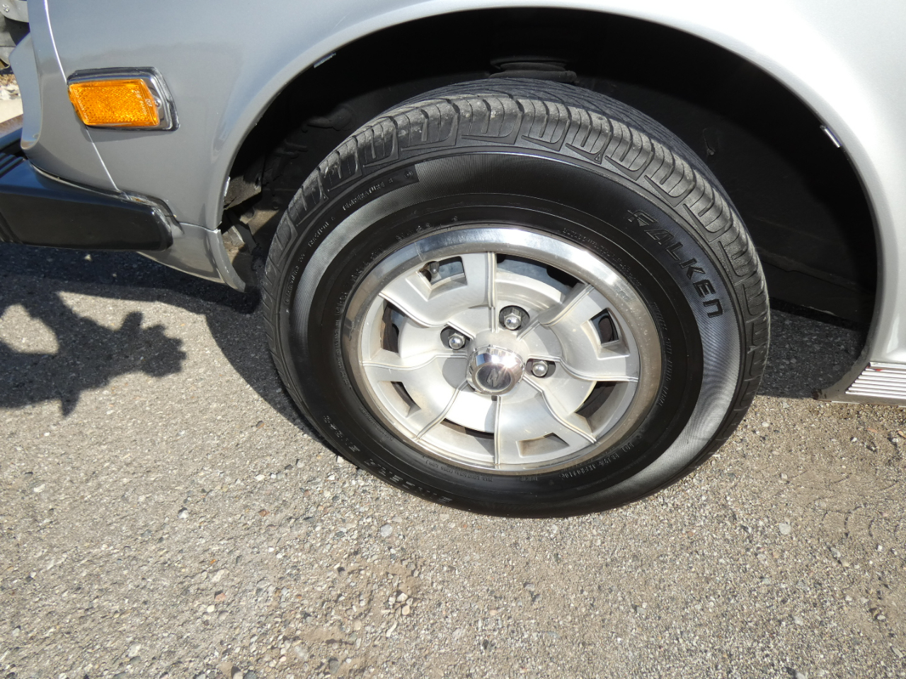 Nissan 280ZX 2dr Coupe 5-Spd 1977