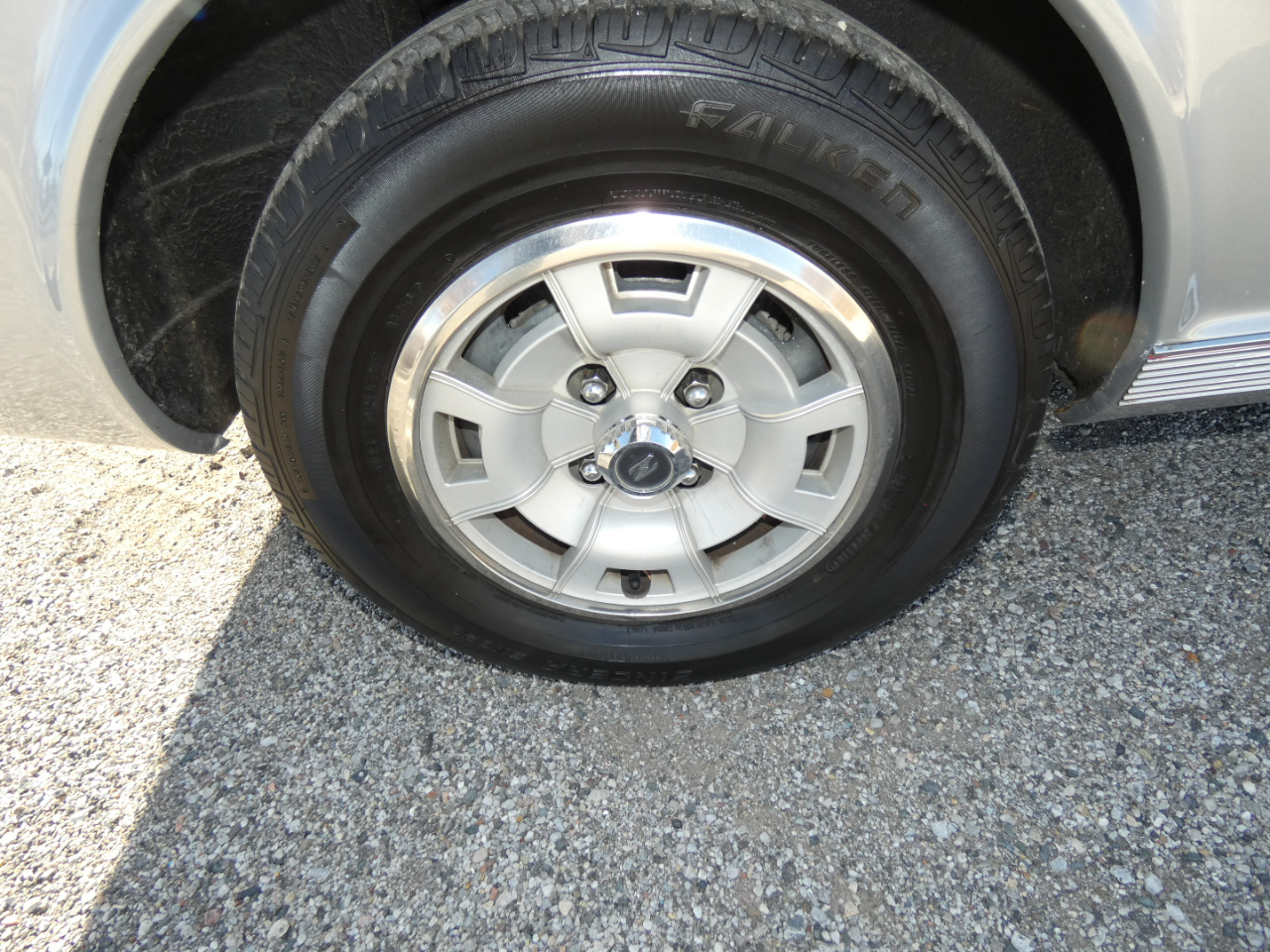 Nissan 280ZX 2dr Coupe 5-Spd 1977