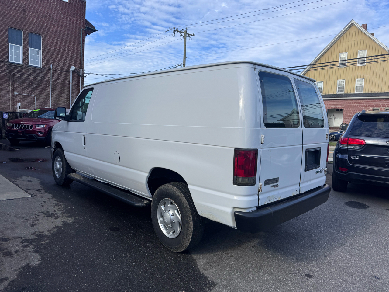 Ford Econoline E-250 2014