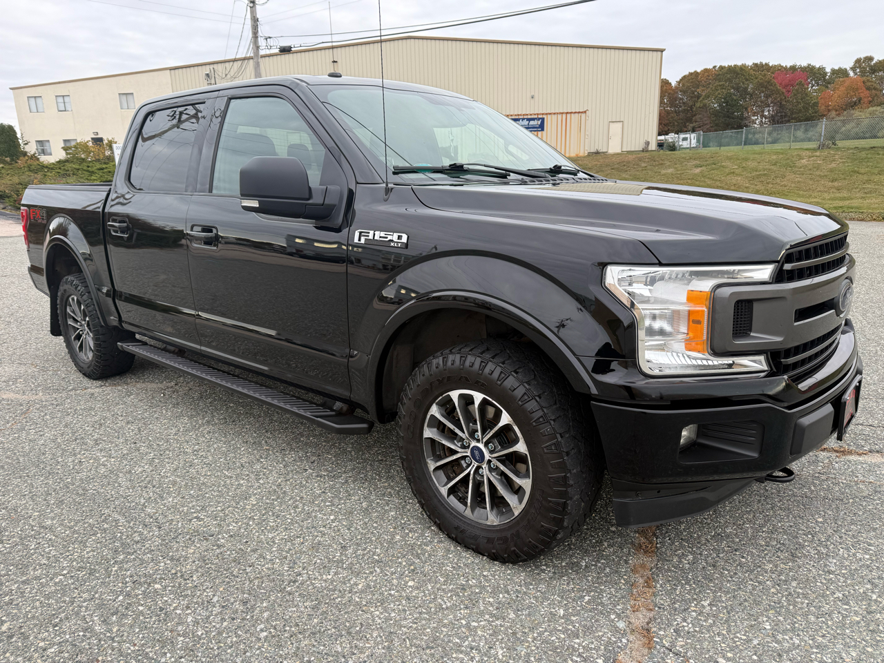 Ford F-150 SuperCrew 139" FX4 4WD 2018