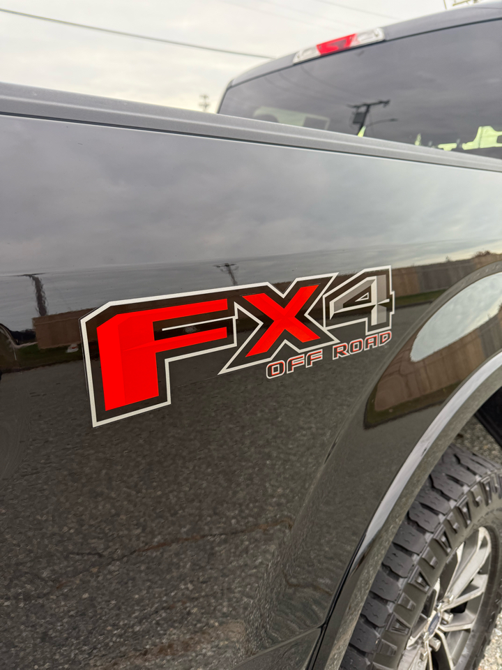 Ford F-150 SuperCrew 139" FX4 4WD 2018