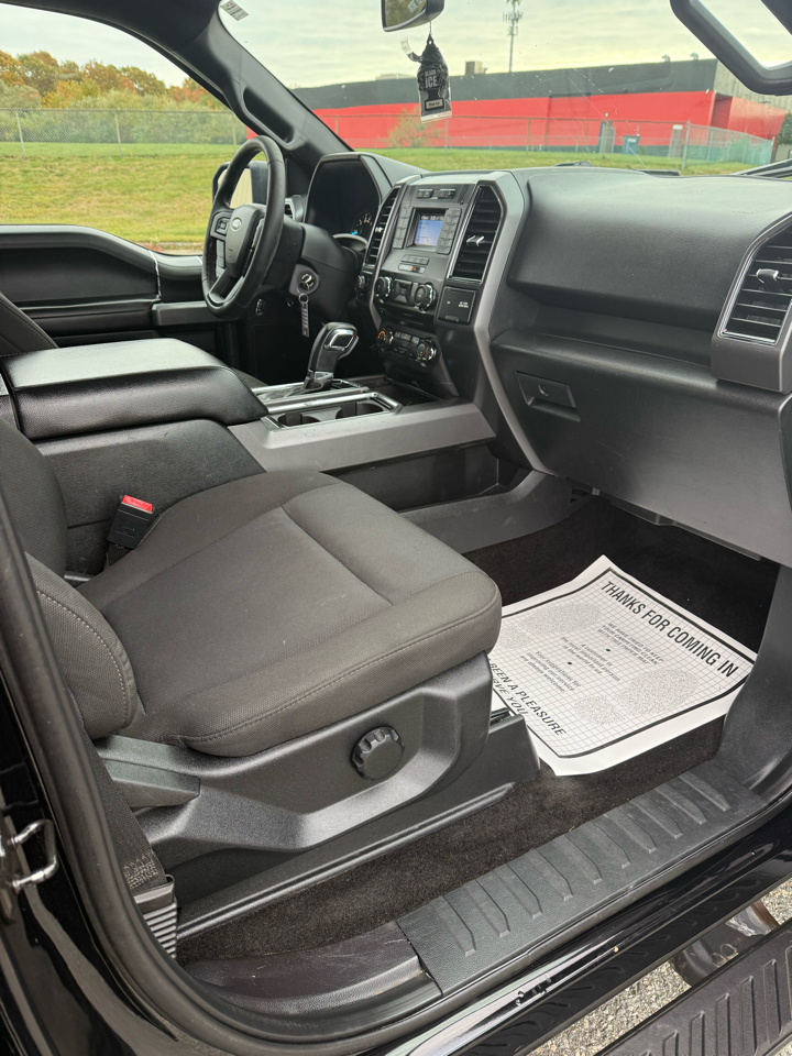 Ford F-150 SuperCrew 139" FX4 4WD 2018