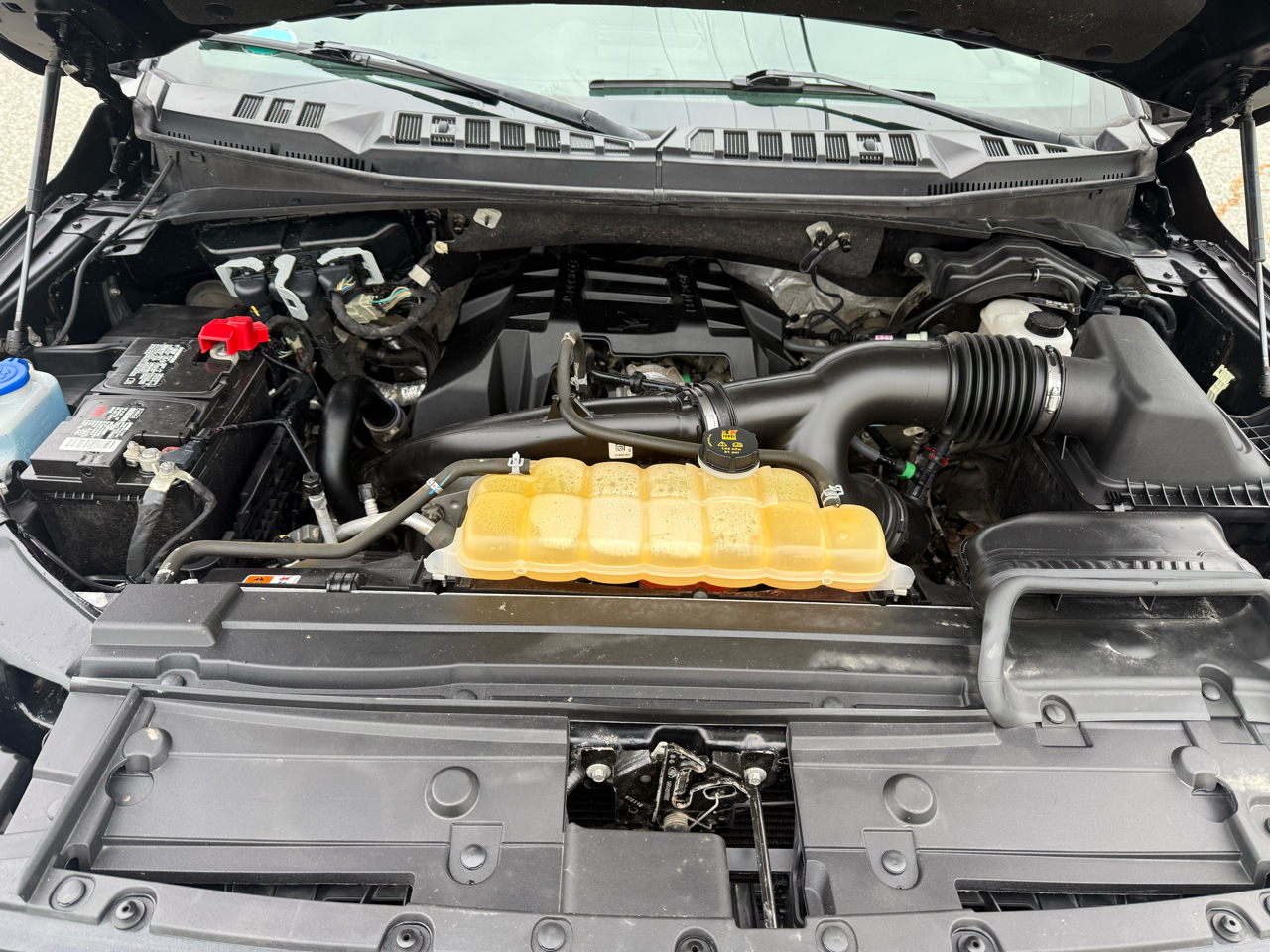 Ford F-150 SuperCrew 139" FX4 4WD 2018