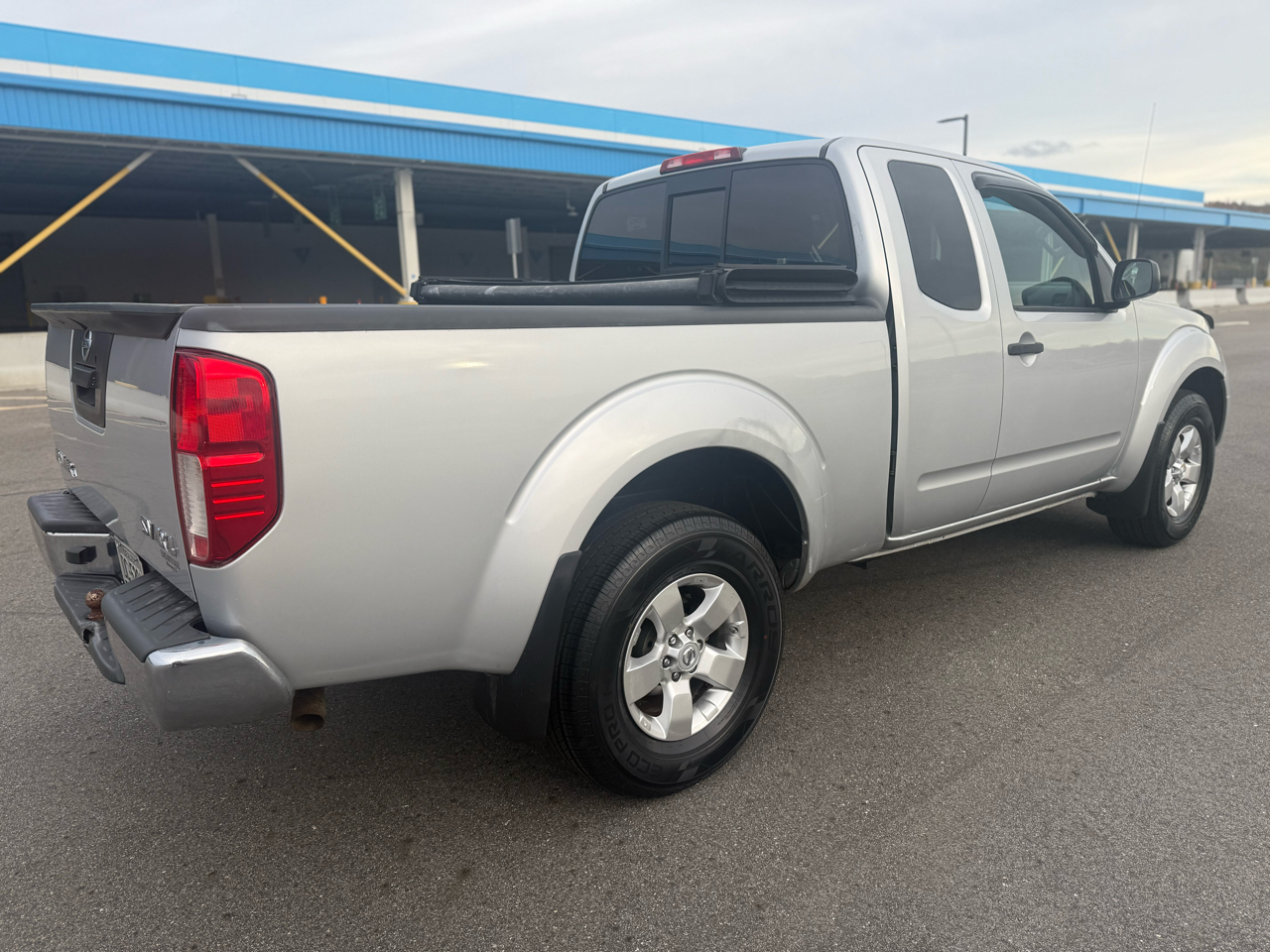 Nissan Frontier King Cab 4x4 SV 2013