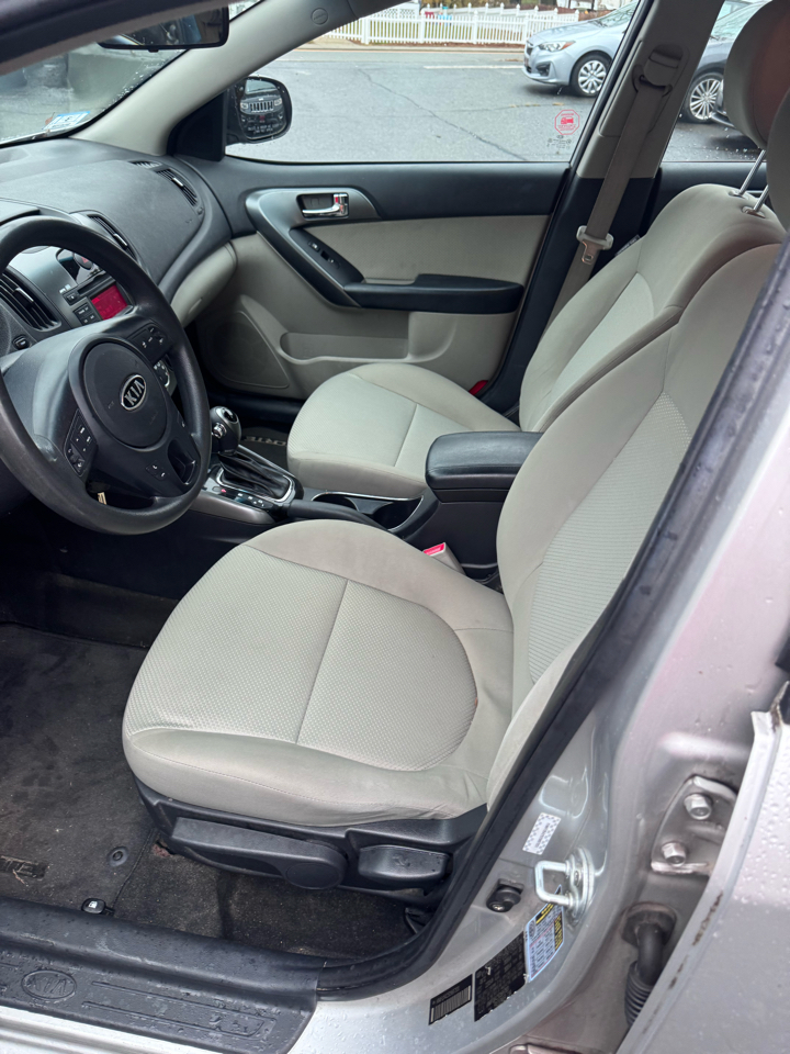 Kia Forte 5-Door EX 2013