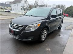 2012 Volkswagen Routan 