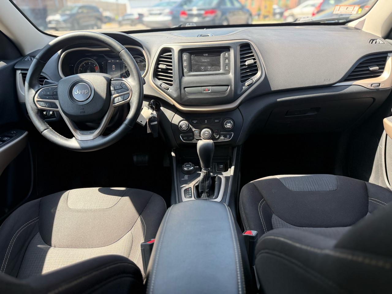 Jeep Cherokee Latitude 4WD 2017