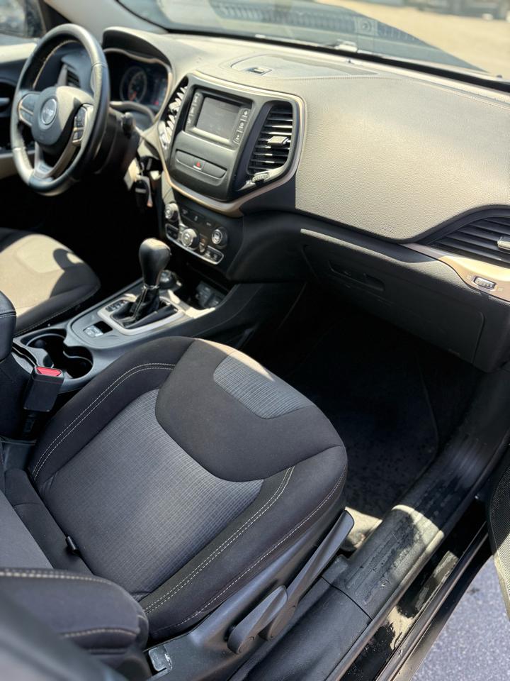 Jeep Cherokee Latitude 4WD 2017