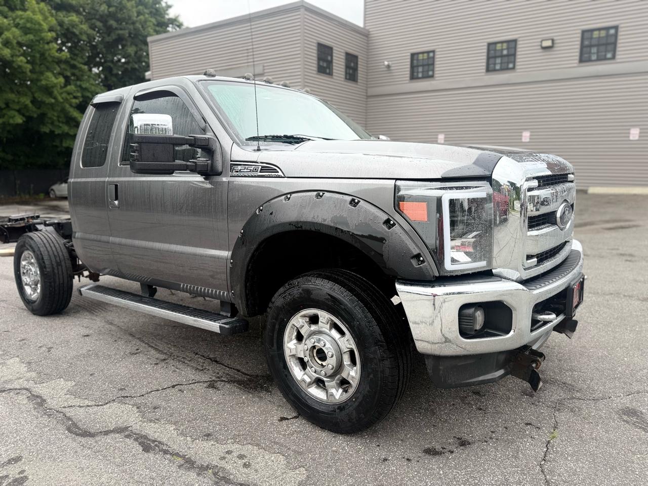 Ford F-250 SD Lariat SuperCab Short Bed 4WD 2012