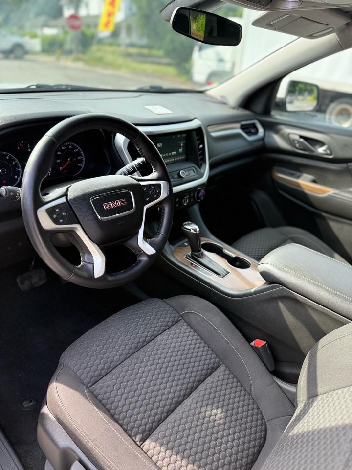 GMC Acadia SLE-1 FWD 2017