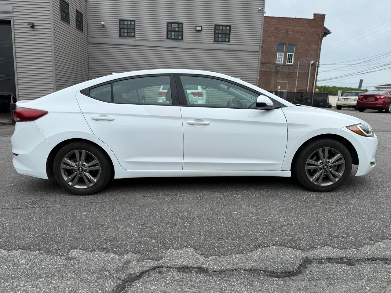 Hyundai Elantra Limited 2018