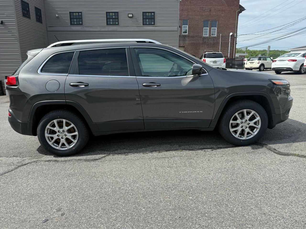 Jeep Cherokee Latitude 4WD 2014