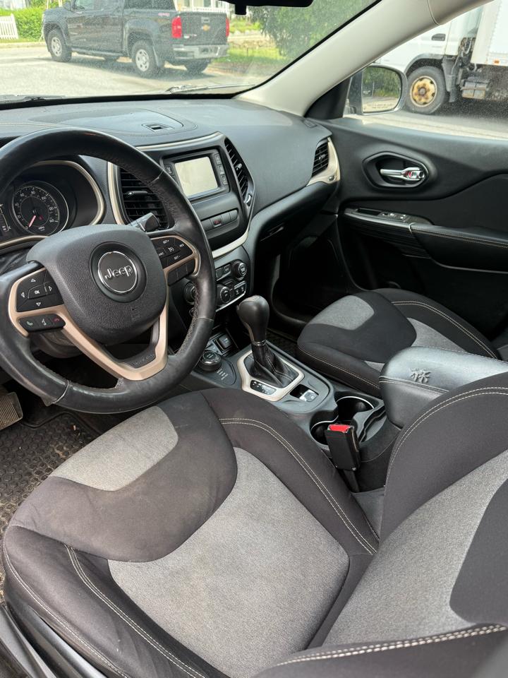 Jeep Cherokee Latitude 4WD 2014