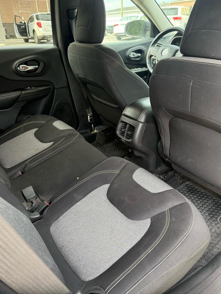 Jeep Cherokee Latitude 4WD 2014
