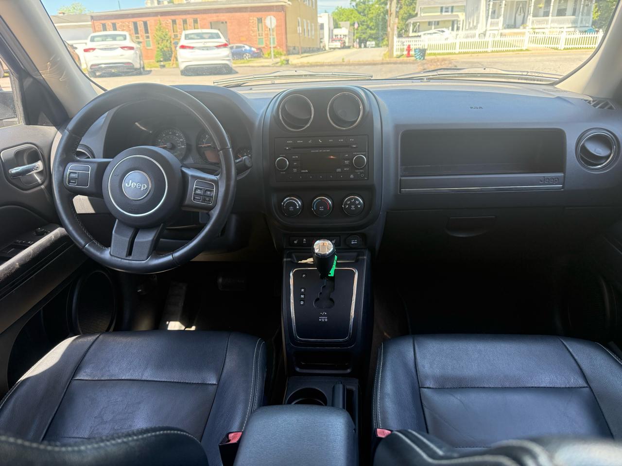 Jeep Patriot Latitude 2WD 2016