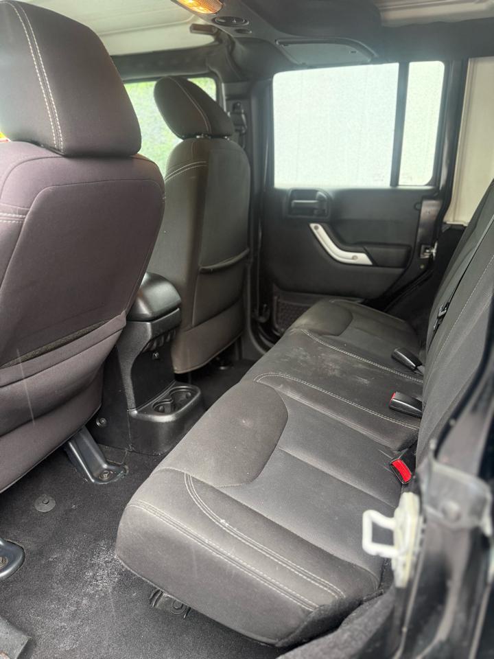 Jeep Wrangler Unlimited Sahara 4WD 2015