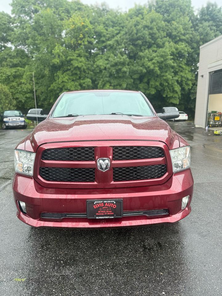 RAM 1500 4WD Quad Cab 140.5" Express 2018