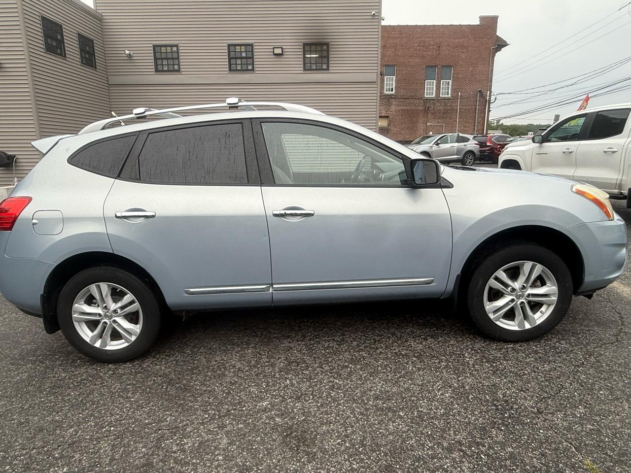 Nissan Rogue S AWD 2012