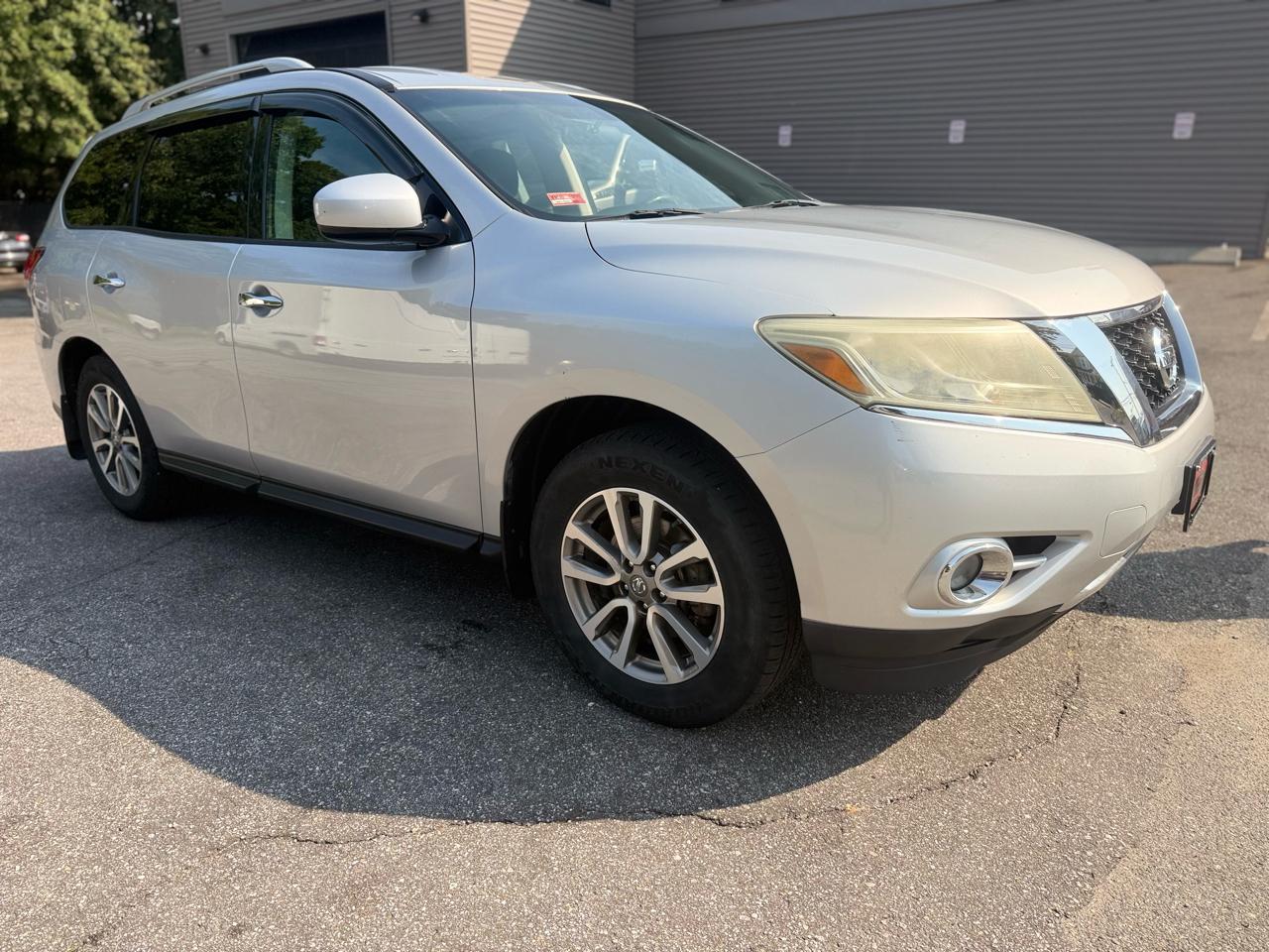 Nissan Pathfinder S 4WD 2014