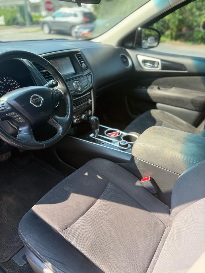Nissan Pathfinder S 4WD 2014