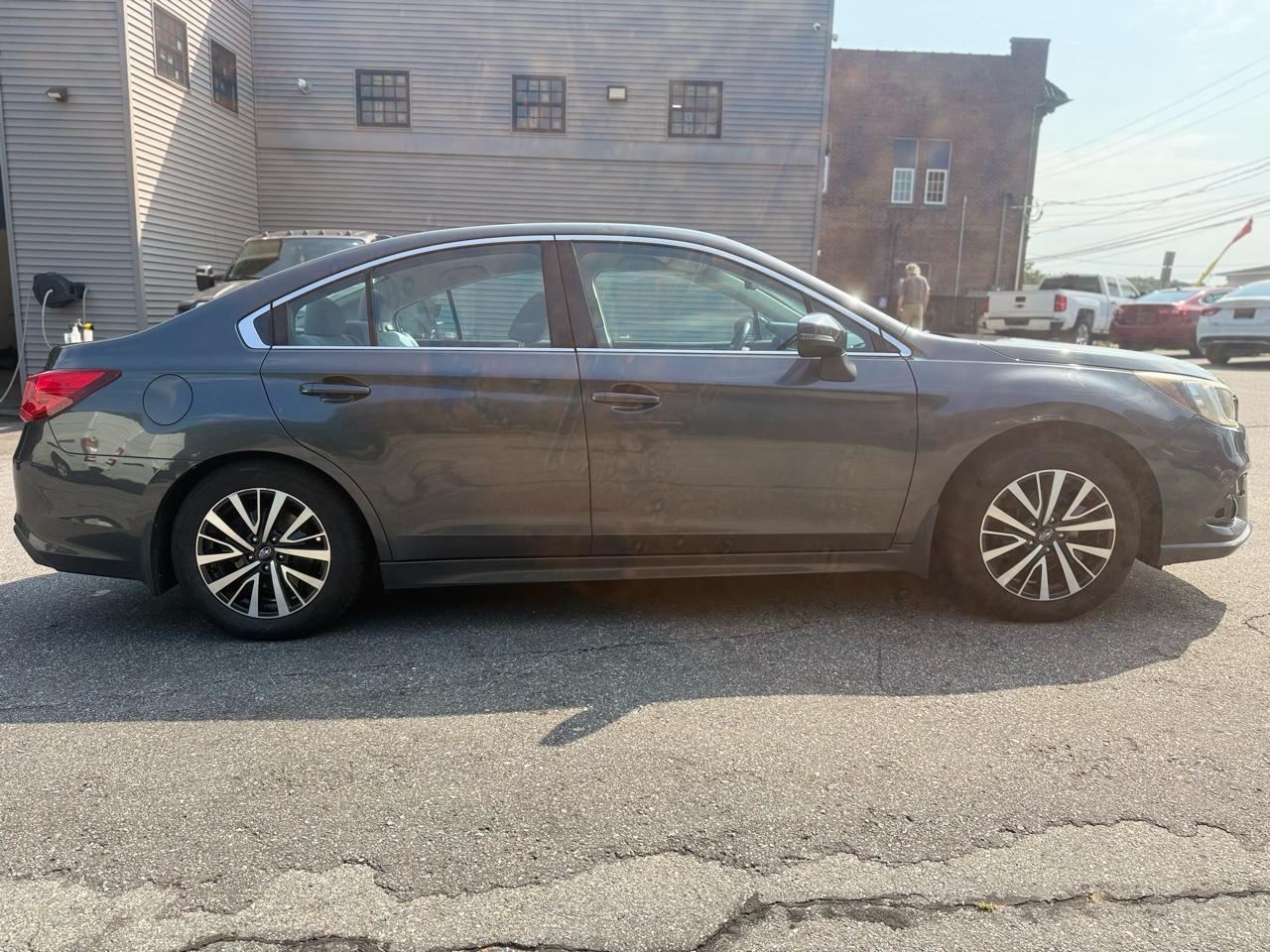 Subaru Legacy 2.5i Premium 2018