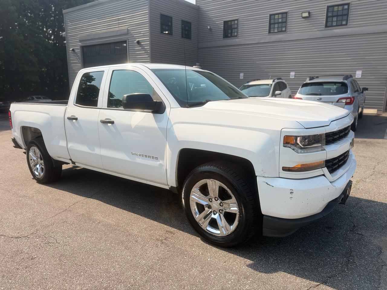 Chevrolet Silverado 1500 4WD Double Cab 147" Custom 2018