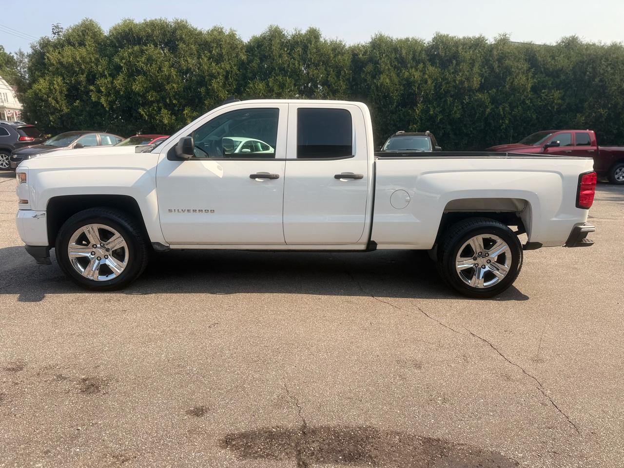 Chevrolet Silverado 1500 4WD Double Cab 147" Custom 2018