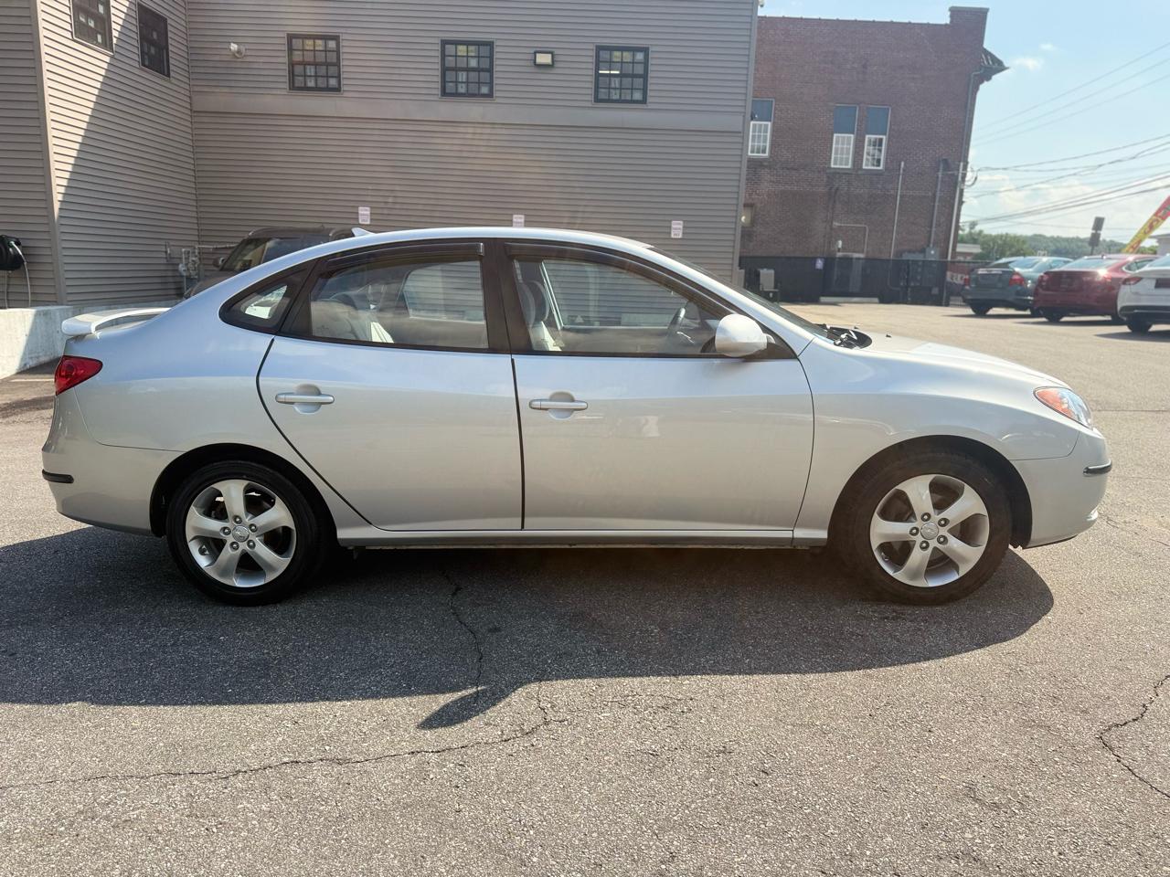 Hyundai Elantra SE 2010