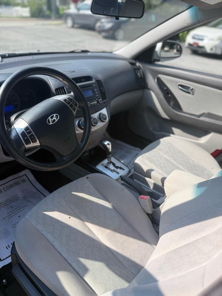 Hyundai Elantra SE 2010