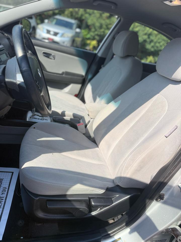 Hyundai Elantra SE 2010
