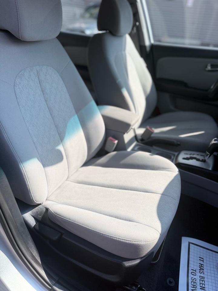 Hyundai Elantra SE 2010