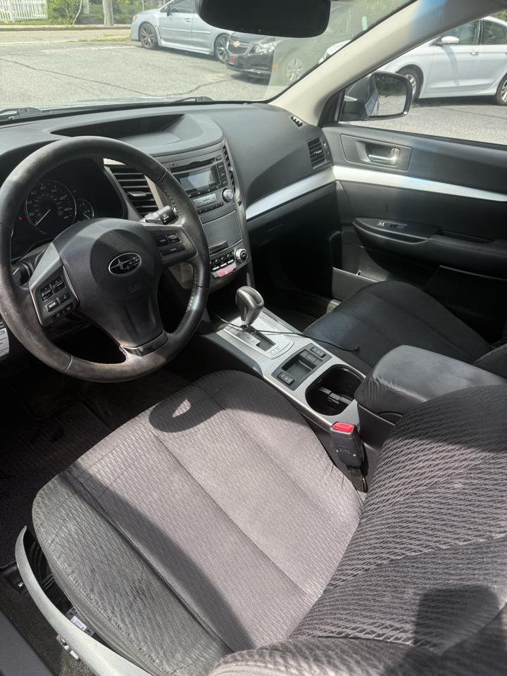 Subaru Outback 2.5i Premium 2012