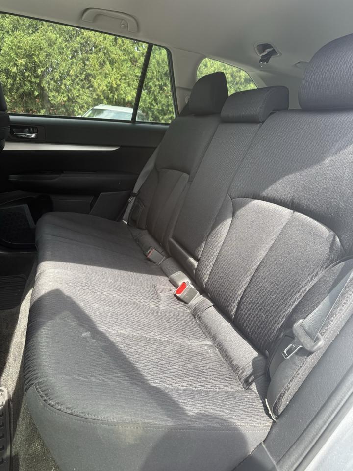 Subaru Outback 2.5i Premium 2012