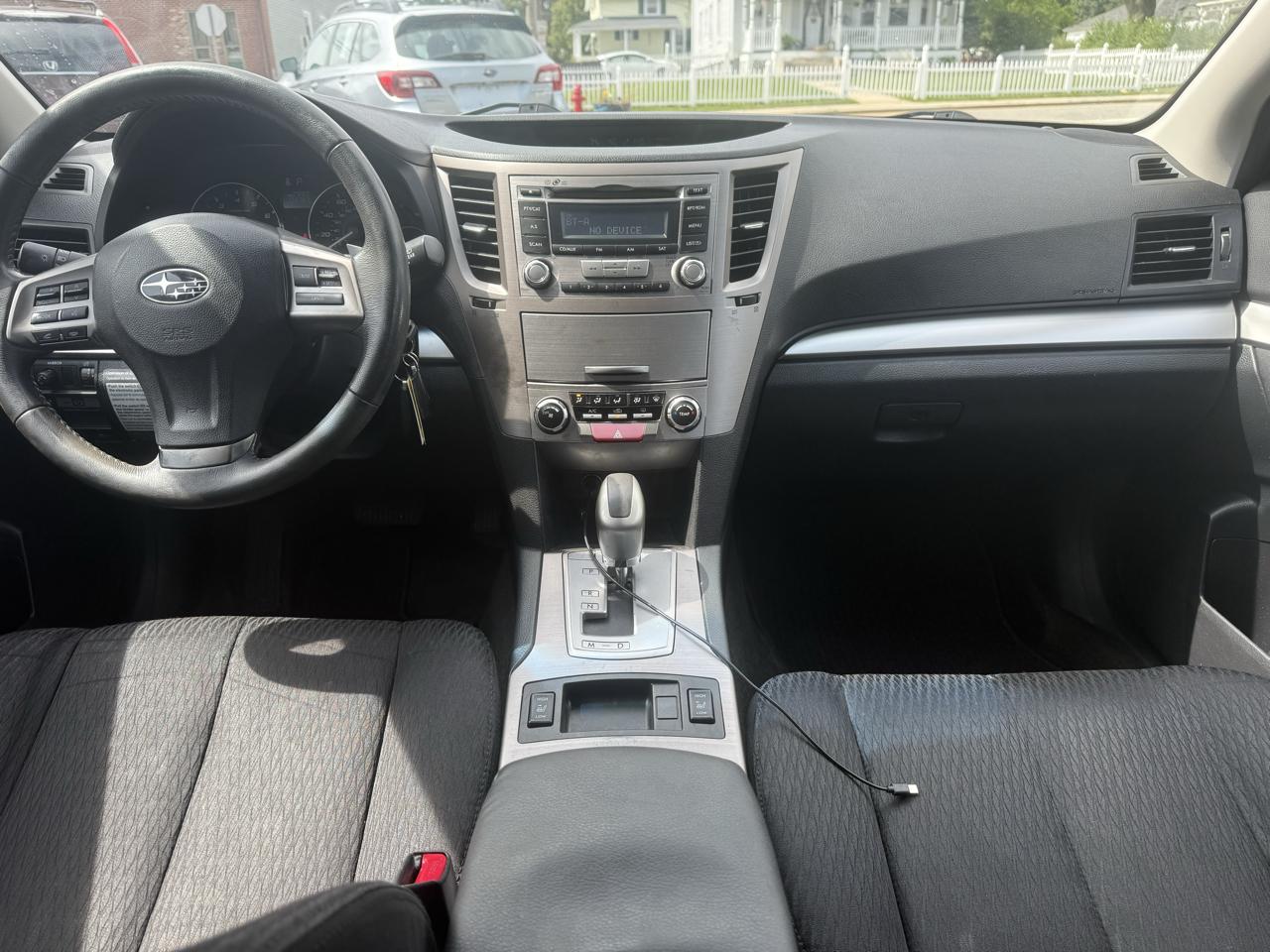 Subaru Outback 2.5i Premium 2012