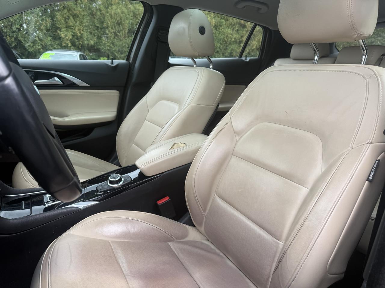 Infiniti QX30 Luxury AWD 2018