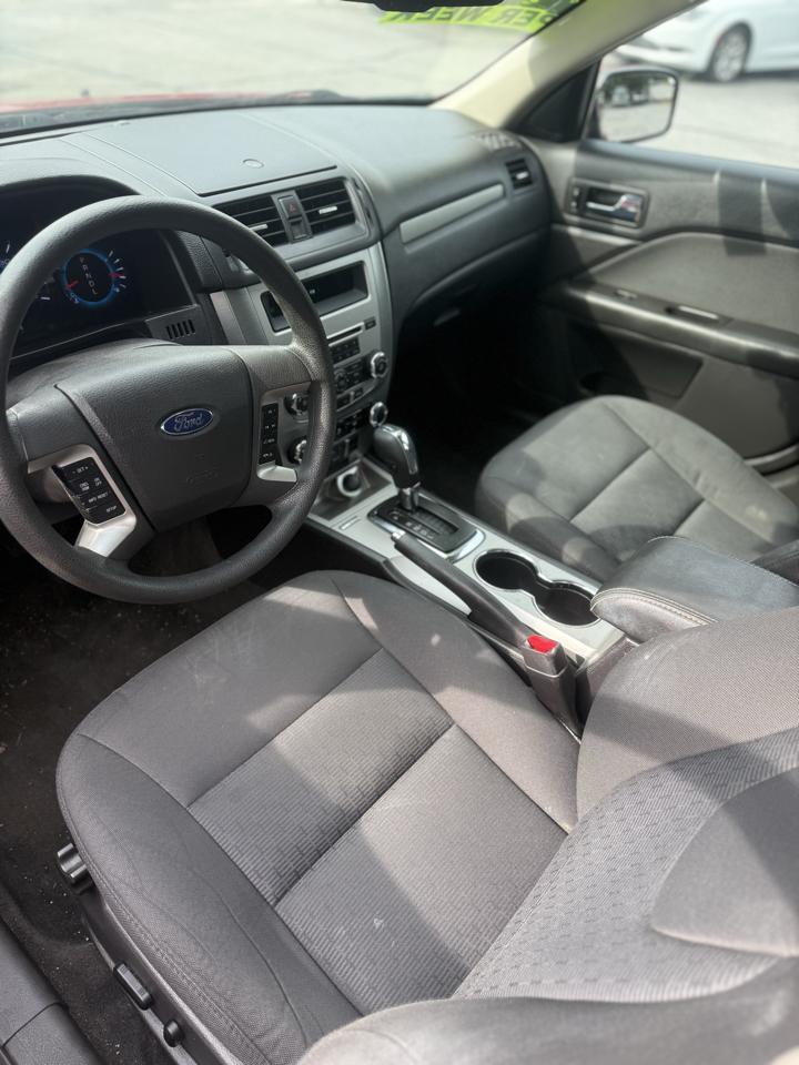 Ford Fusion I4 SE 2011