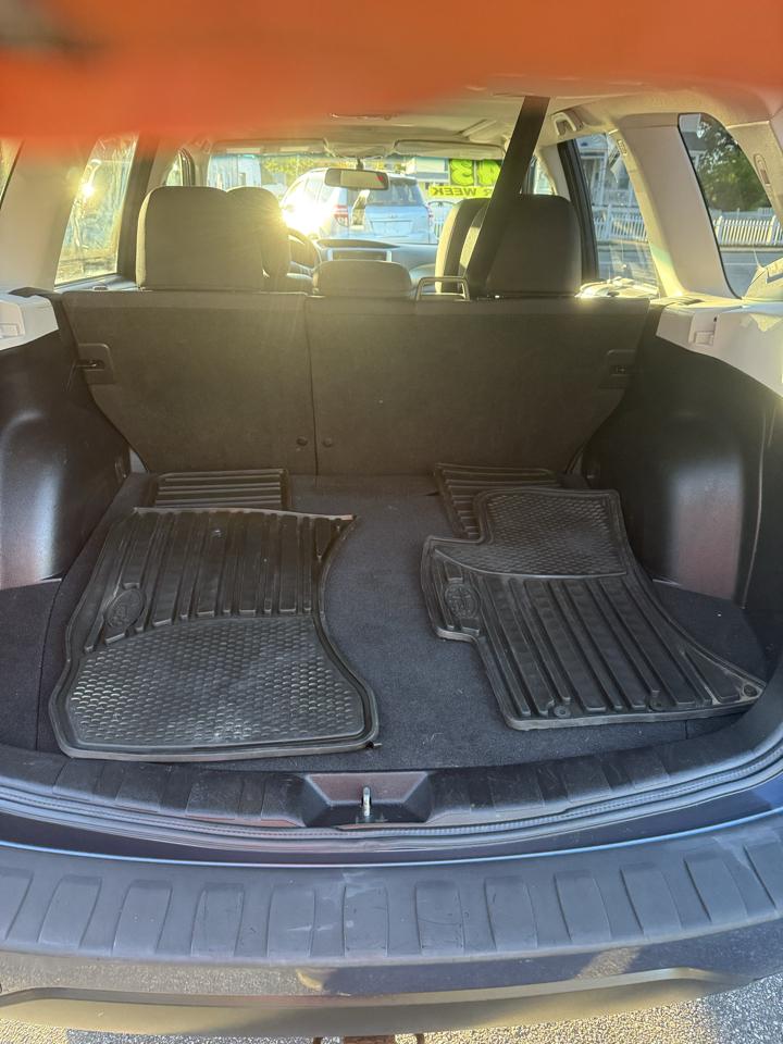 Subaru Forester 2.5X Premium 2012