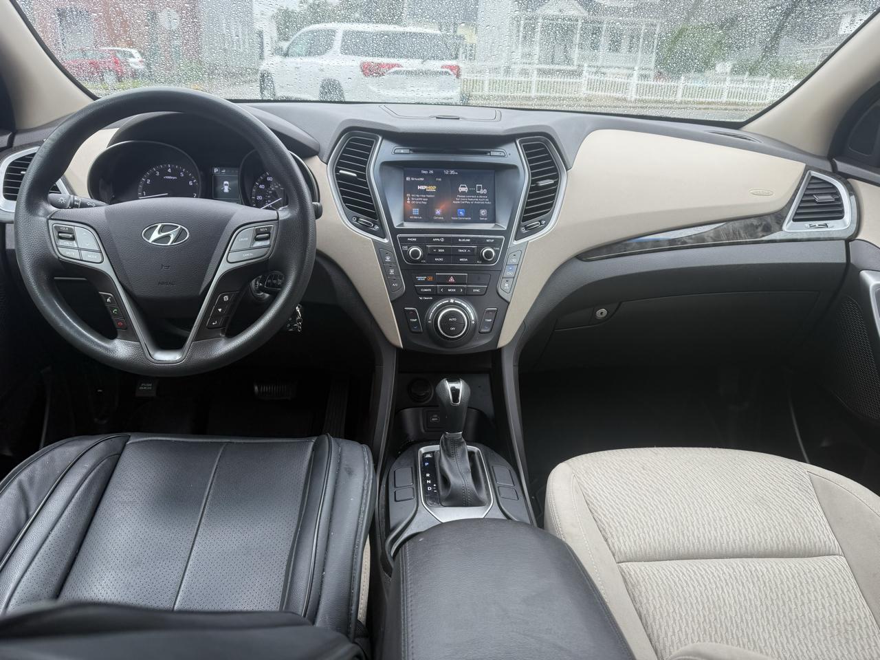 Hyundai Santa Fe SE AWD 2017