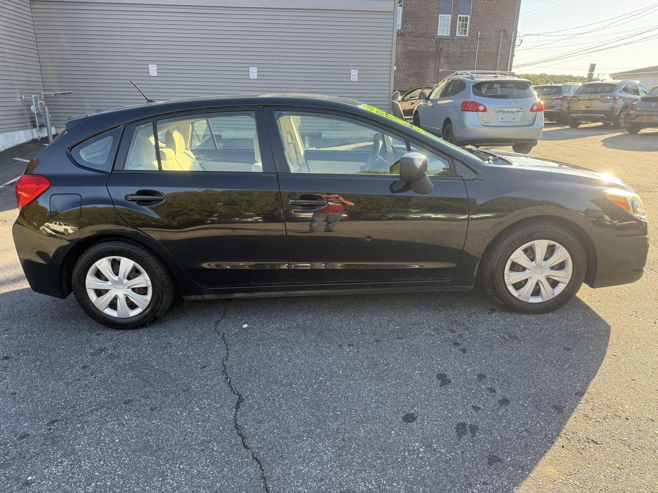 Subaru Impreza Base 5-Door 2014