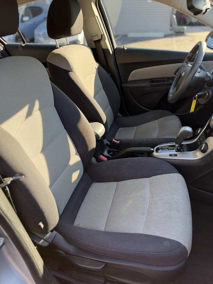 Chevrolet Cruze LS Auto 2014