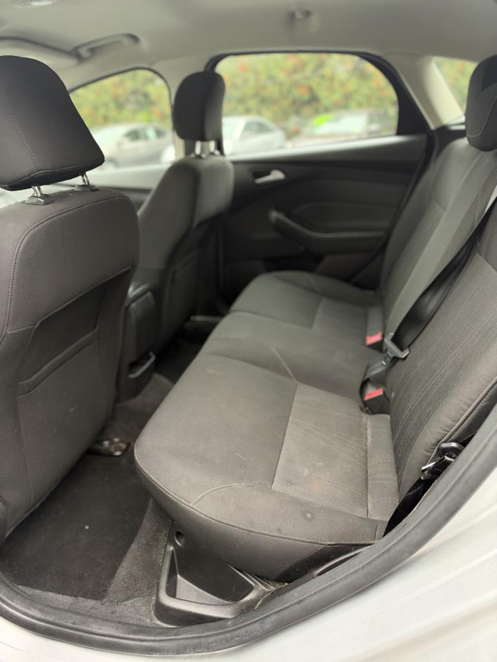 Ford Focus SE Hatch 2015