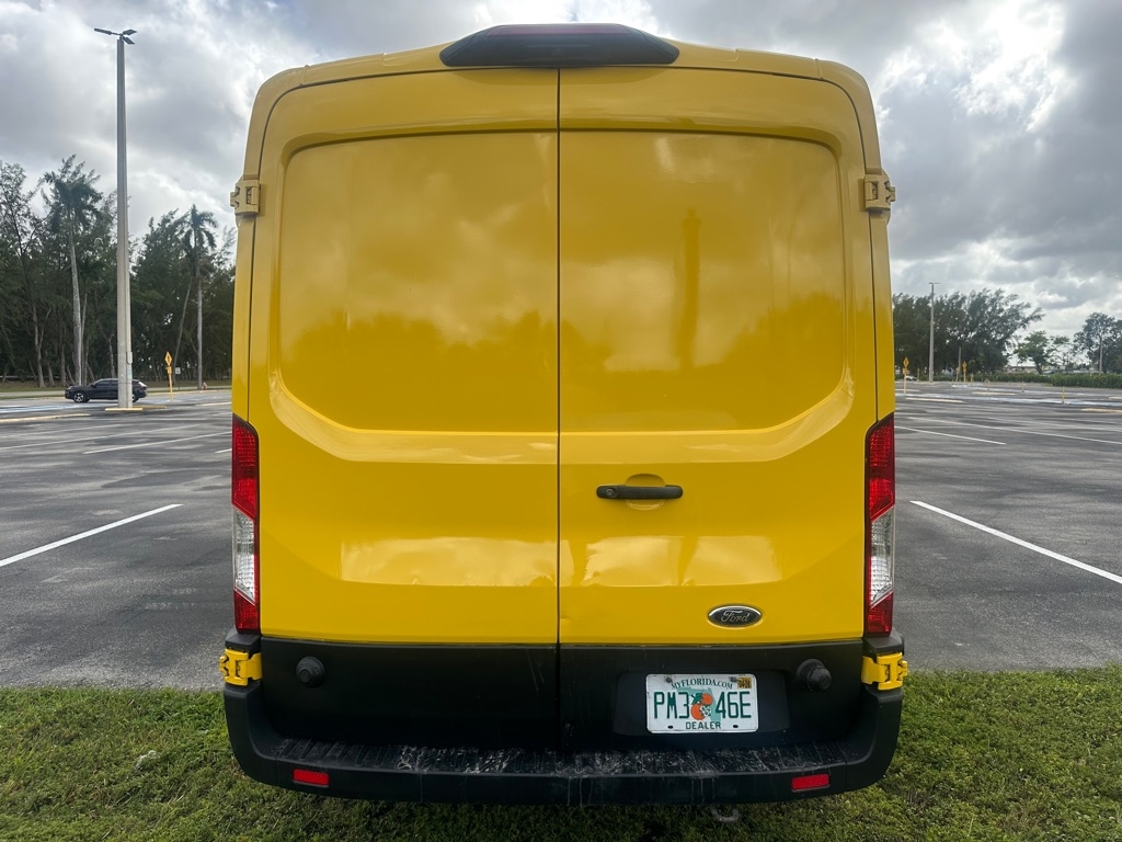Ford Transit 250 Van Med. Roof w/Sliding Pass. 130-in. WB 2020