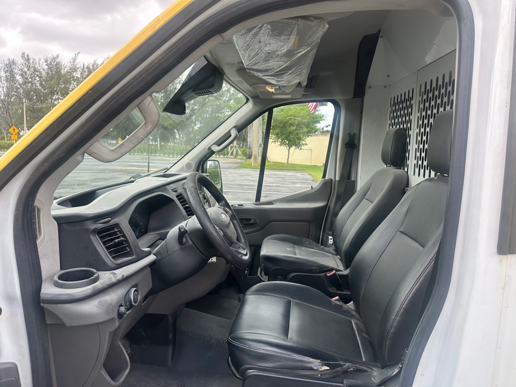 Ford Transit 250 Van Med. Roof w/Sliding Pass. 130-in. WB 2020