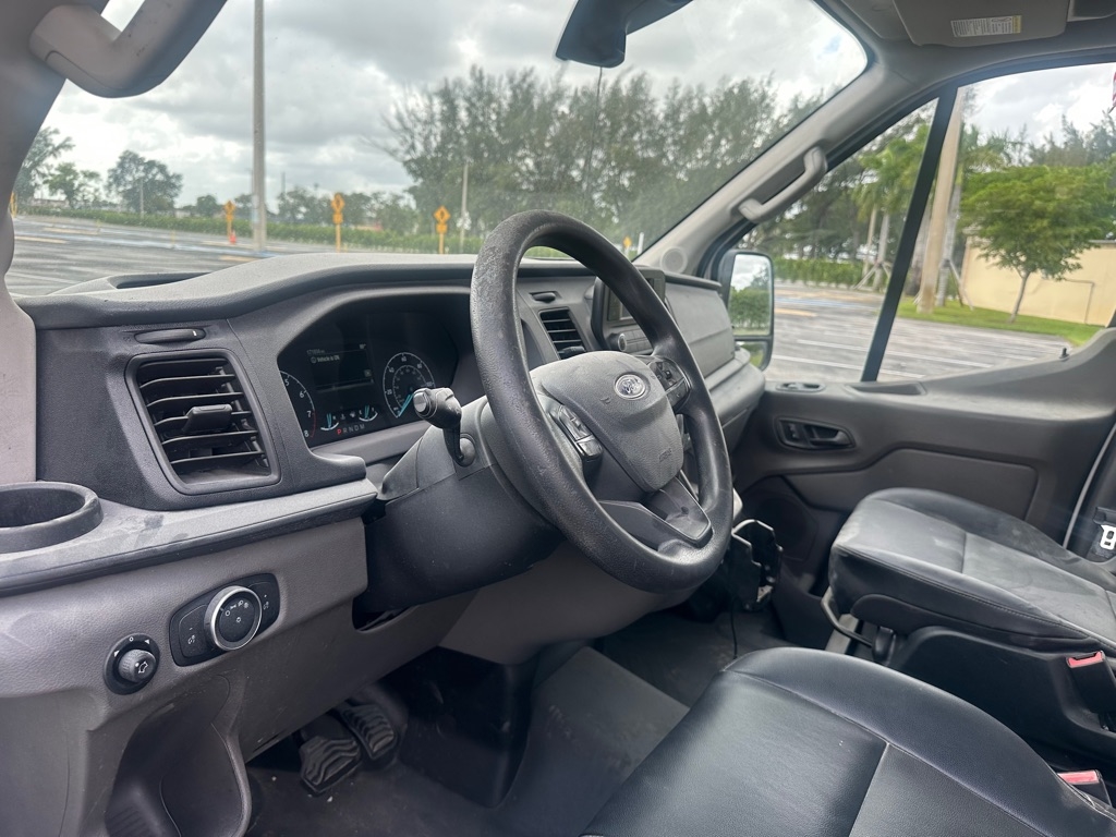 Ford Transit 250 Van Med. Roof w/Sliding Pass. 130-in. WB 2020