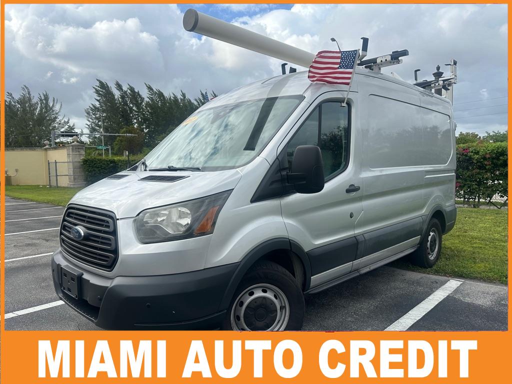 2017 Ford Transit 150 Van Med. Roof w/Sliding Pass. 130-in. WB