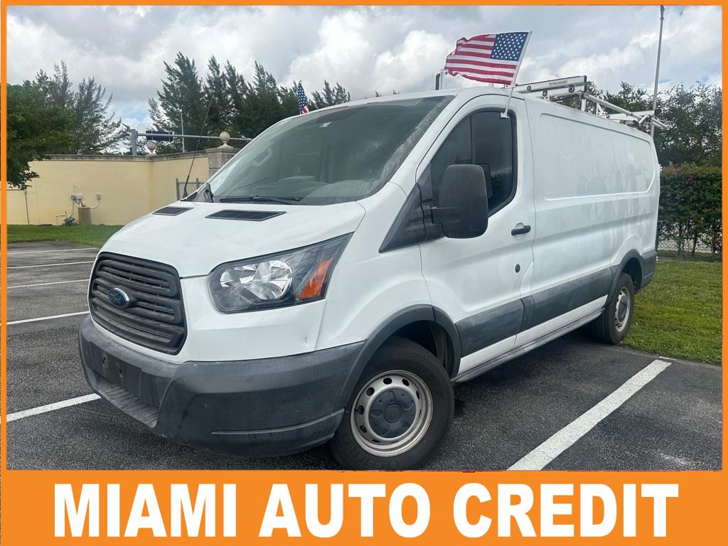 2015 Ford Transit Base