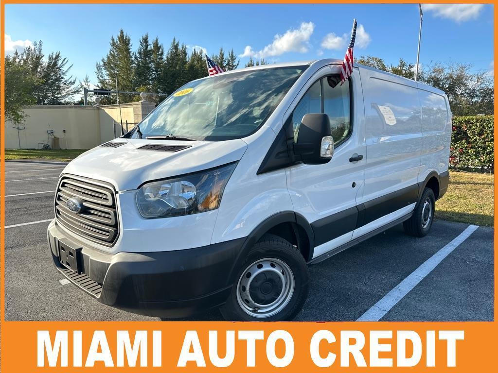 2016 Ford Transit 250 Van Low Roof w/Sliding Pass. 130-in. WB