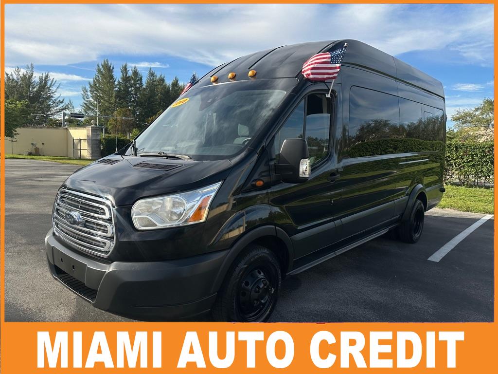 2018 Ford Transit Wagon XLT's photo