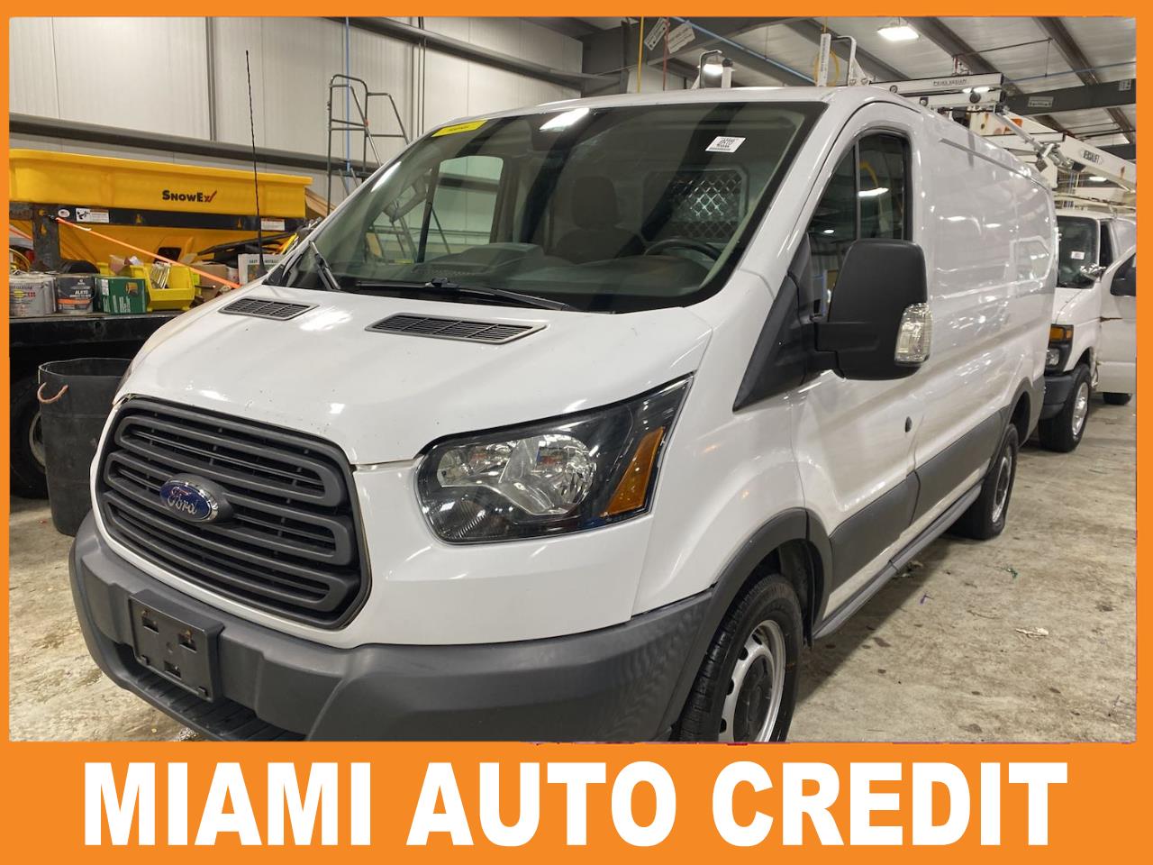 2016 Ford Transit 250 Van Low Roof w/Sliding Pass. 130-in. WB