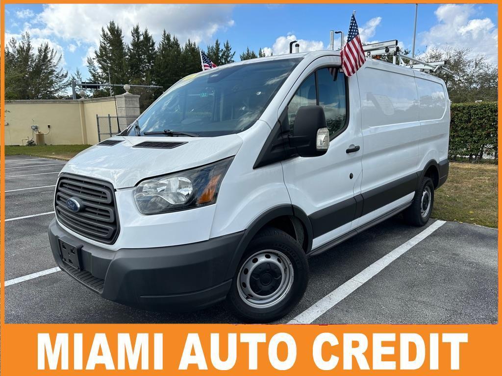 2016 Ford Transit 250 Van Low Roof w/Sliding Pass. 130-in. WB